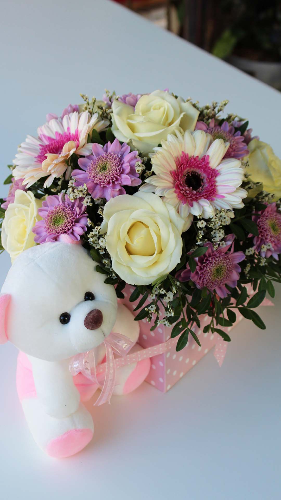 Μία πολύ γλυκιά πρόταση για να στείλετε τις ευχές σας που αφορούν γέννηση κοριτσιού, στα αγαπημένα σας πρόσωπα.